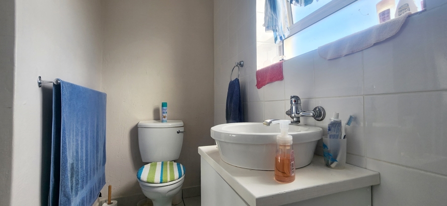 1 Bedroom Property for Sale in Bredasdorp Western Cape